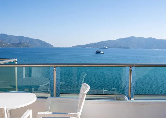 מלון Honeymoon מרמריס