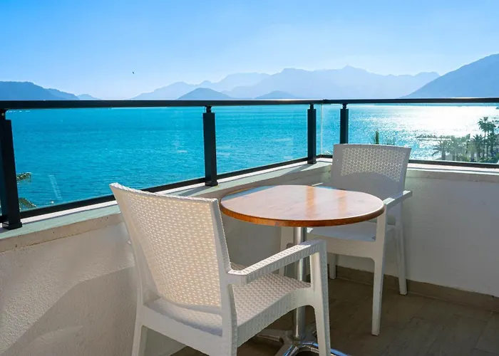 Honeymoon * 马尔马里斯